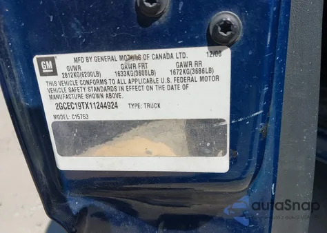 2001 Chevrolet Silverado 1500 z USA, uszkodzony, nr VIN 2GCEC19TX11244924